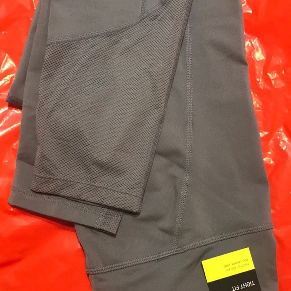 Nike Leggings - Picture 8 of 9